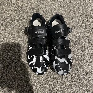 Cycling Shoes for Men - Black and White camo